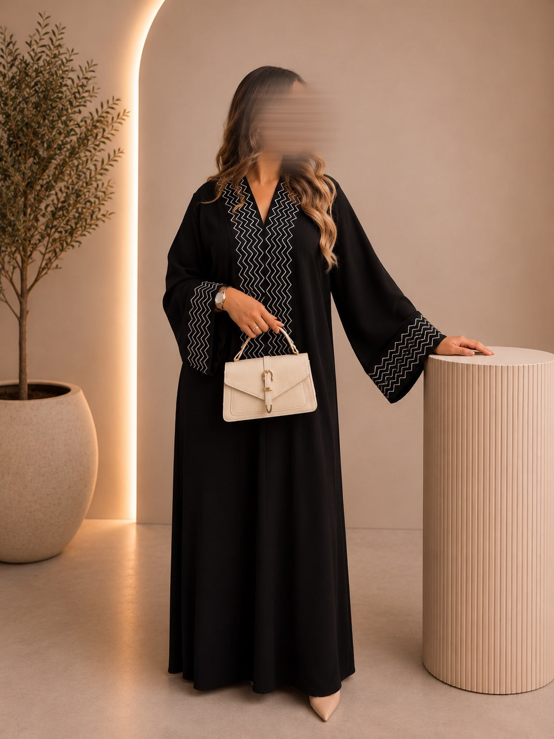 Robe Amira