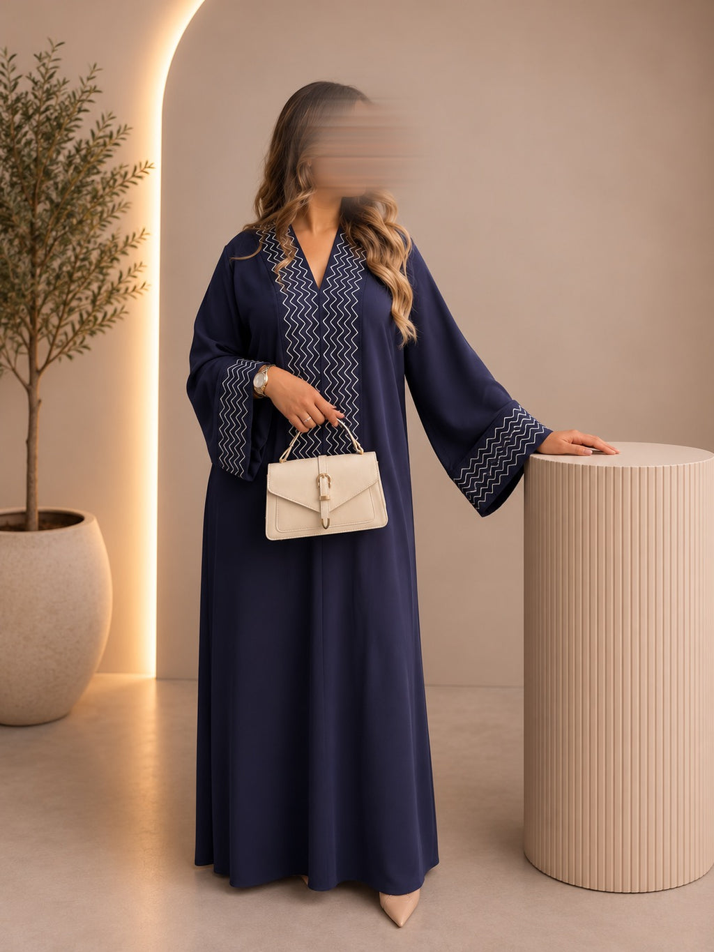 Robe Amira