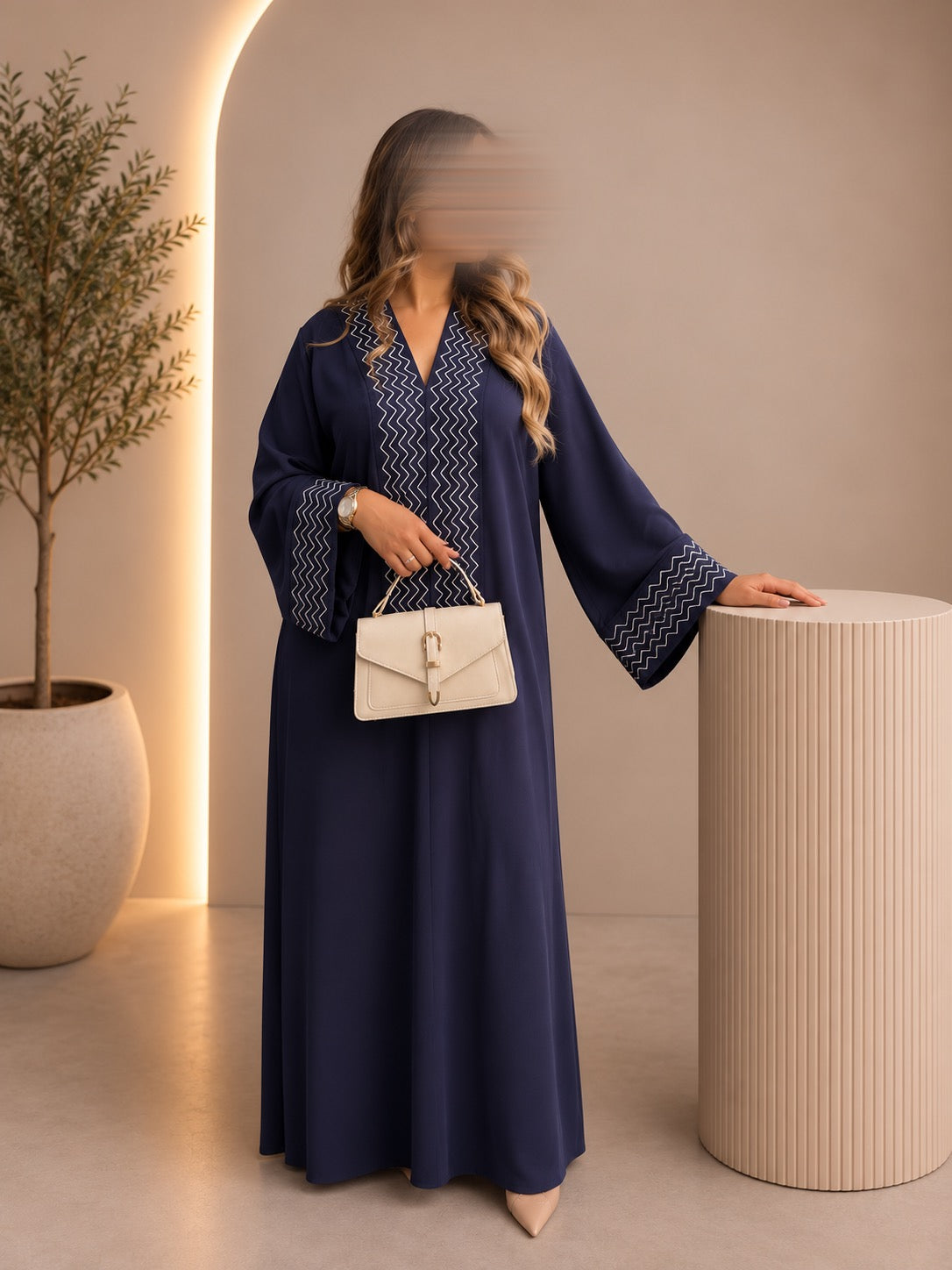 Robe Amira